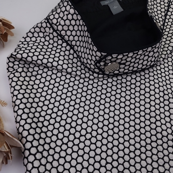 Ann Taylor Patterned Skirt Sz 8 - Picture 2 of 9